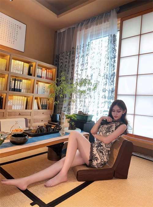 分手疗愈局：上海摔杯发泄茶室，前任口味茶+焚香除残念